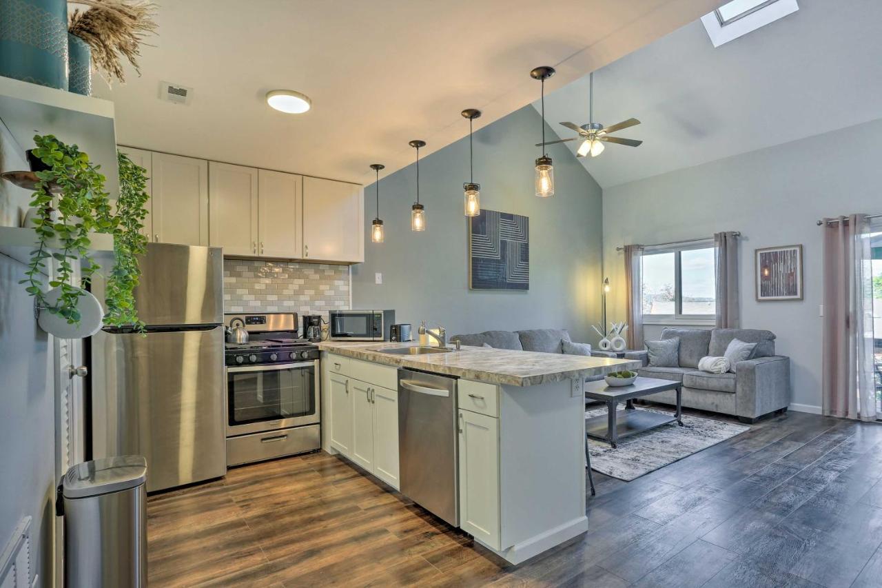 Vernon Township Condo - Walk To Ski Resort! Bagian luar foto